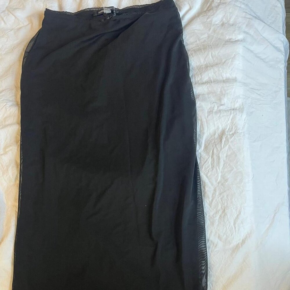 Urban Outfitters Women's Black Skirt